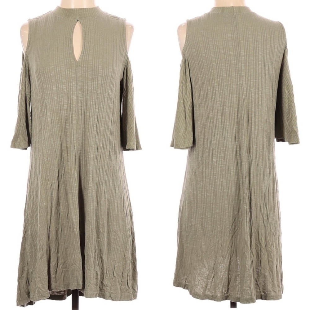UMGEE Olive Green Cold Shoulder 3/4 Sleeve Cozy Midi Dress Size S